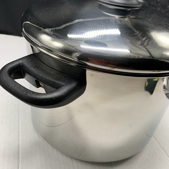 Tools Of The Trade 8 Quart Stainless Steel Stockpot Basics w/handles & Lid - Picture 6 of 8